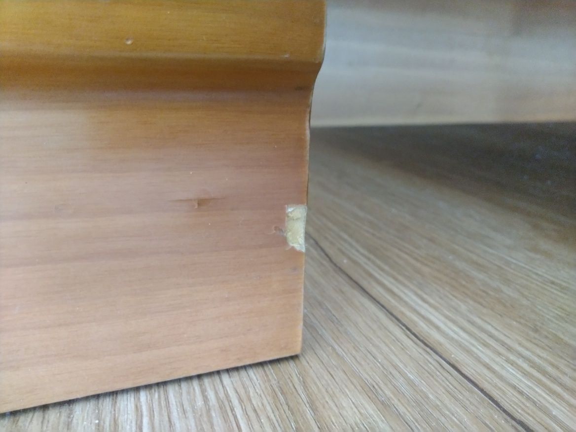 Vendo conjunto de mobiliário de quarto com acabamento em cerejeira