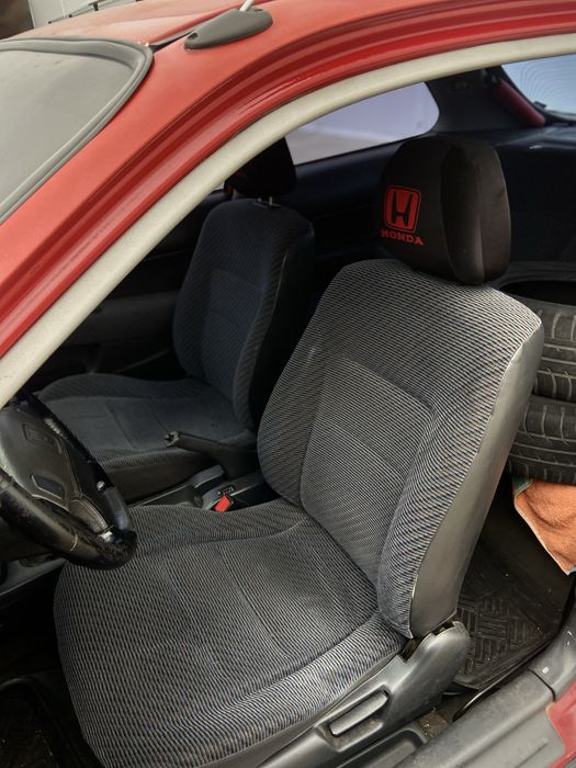 Honda Civic 1.4 на полном ходу