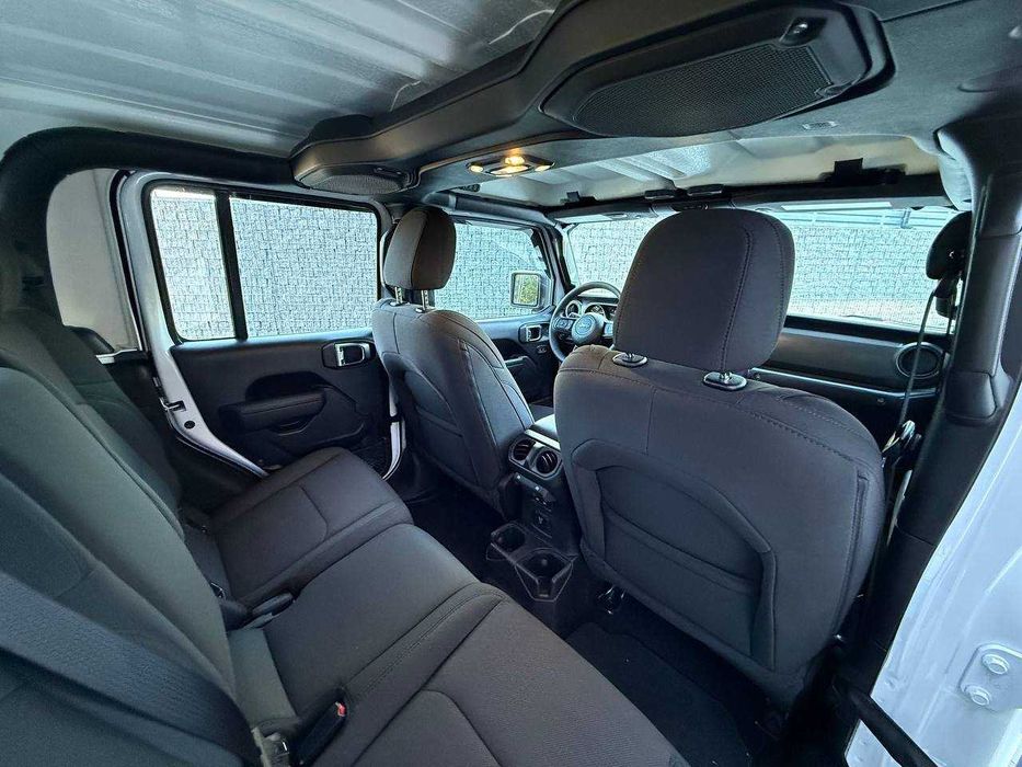 Jeep Gladiator SPORT 2023