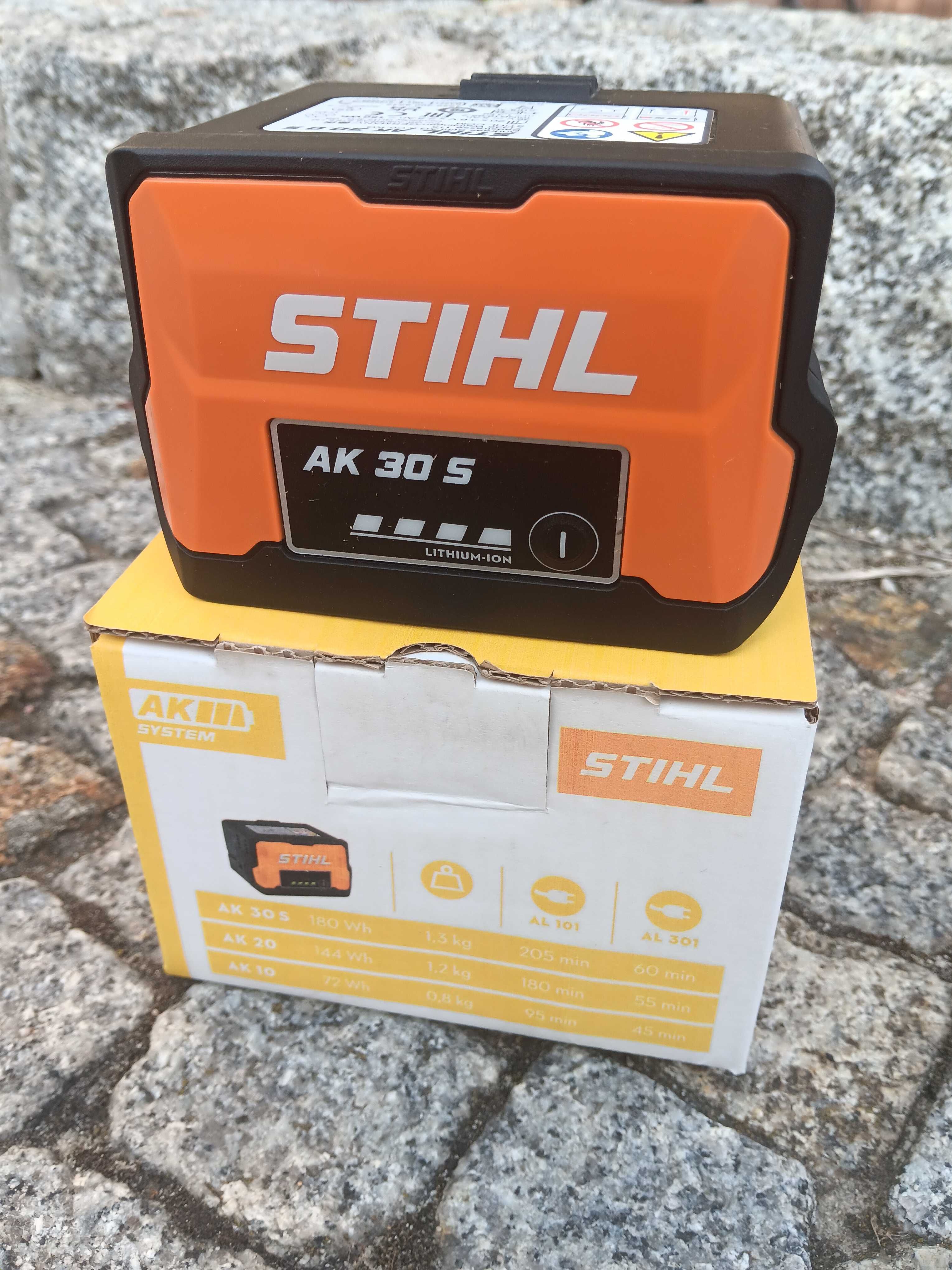 Akumulator STIHL AK 30.0S (180 Wh)