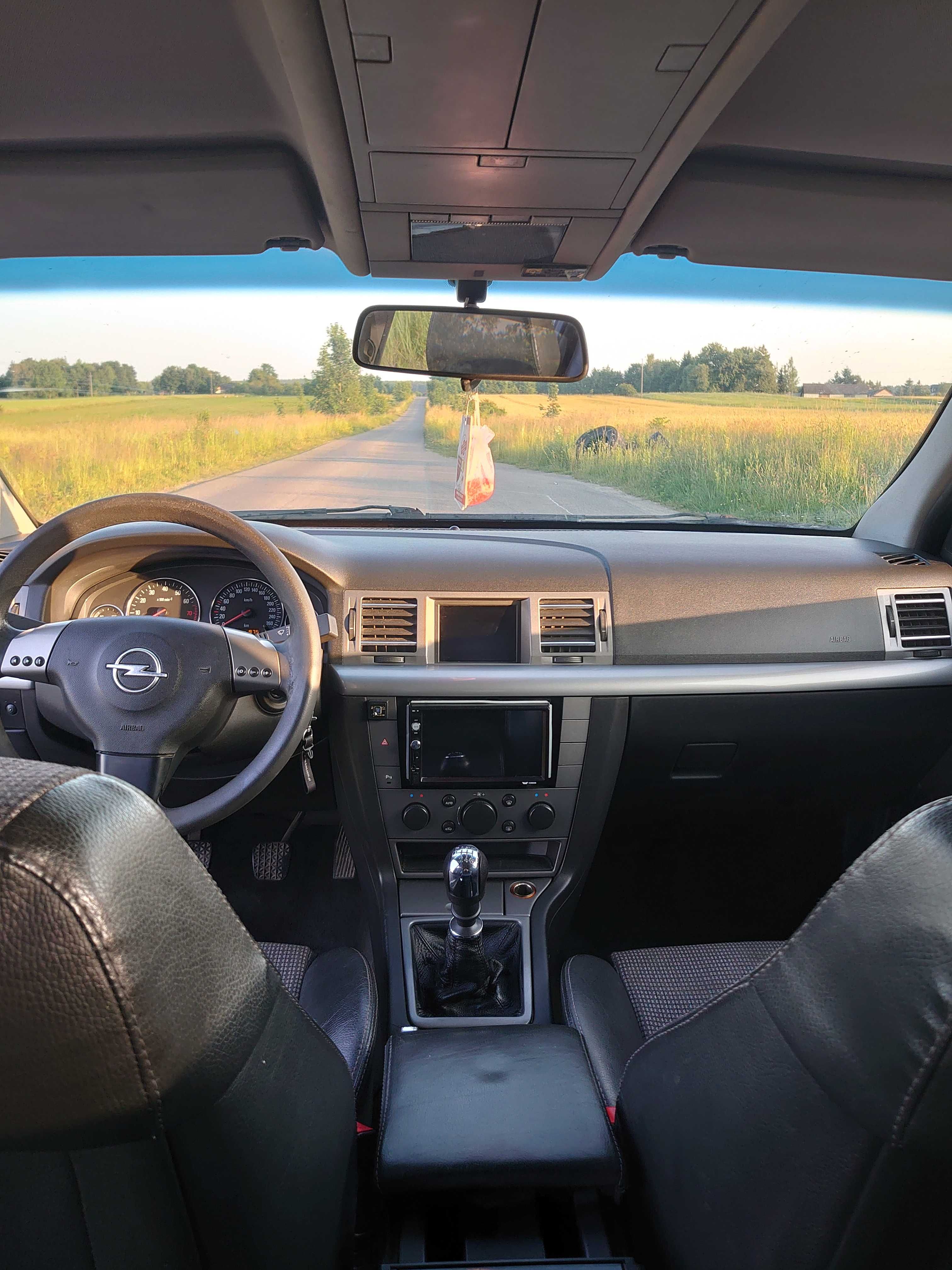 Opel Signum 2.0T+LPG