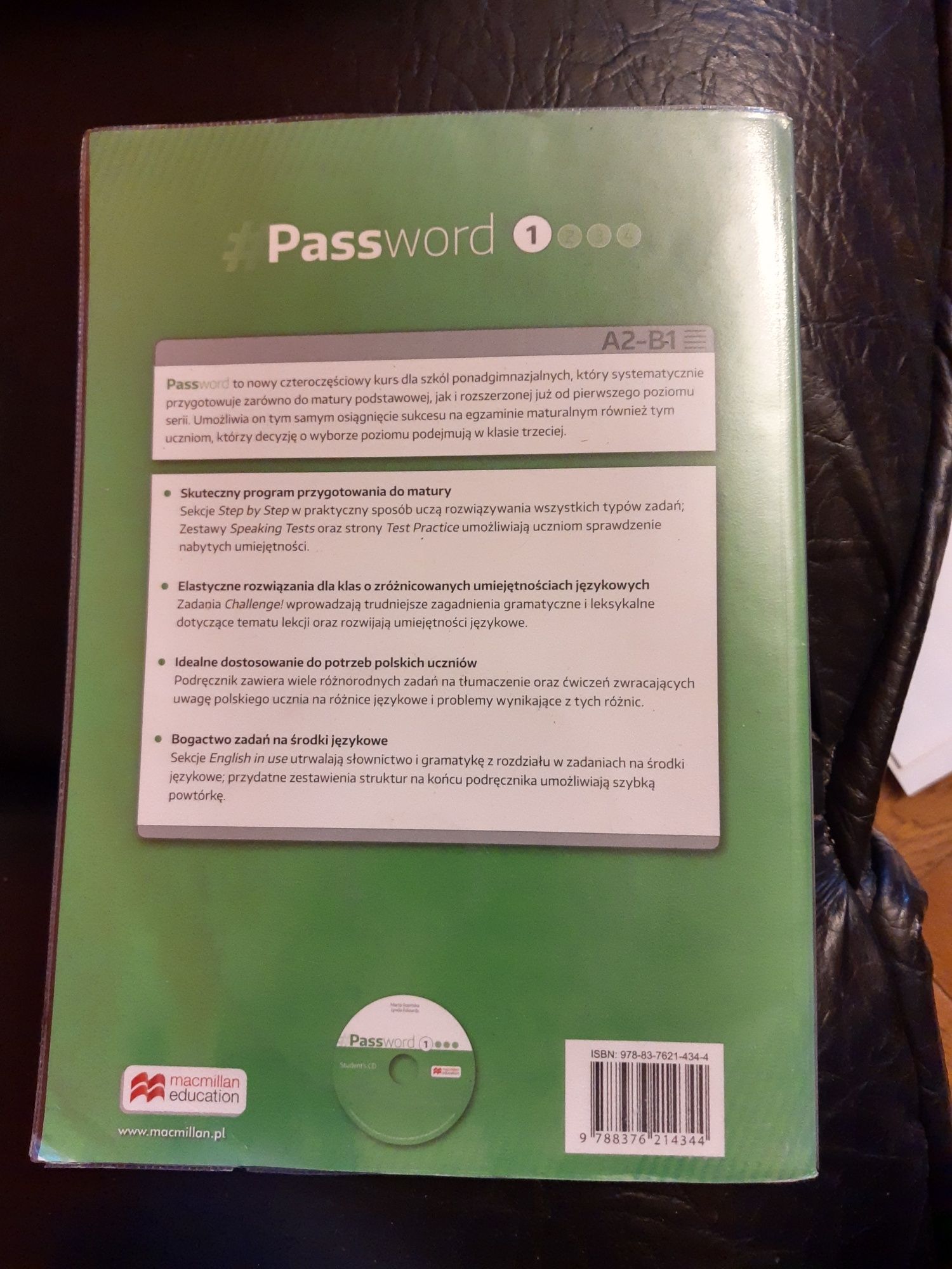 Podręcznik i ćwiczenia (55zl razem) password 1 workbook