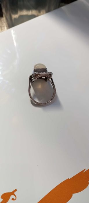 Красиве вінтажне кільце зі срібла 925 з натуральним халцедоном ,Італія