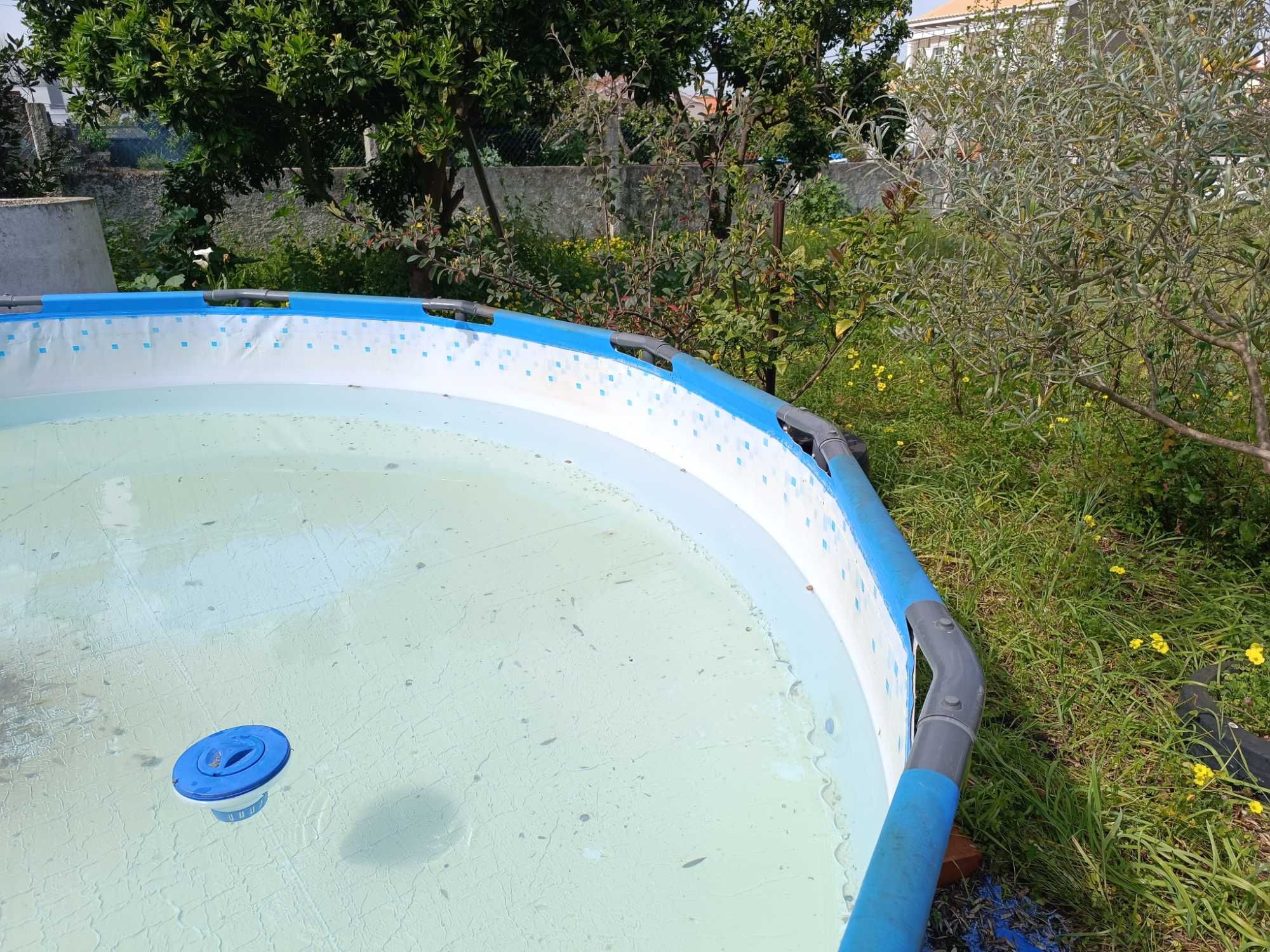 Vendo piscina Bestway® Steel Pro MAX™ de 4,27 m x 84 cm
