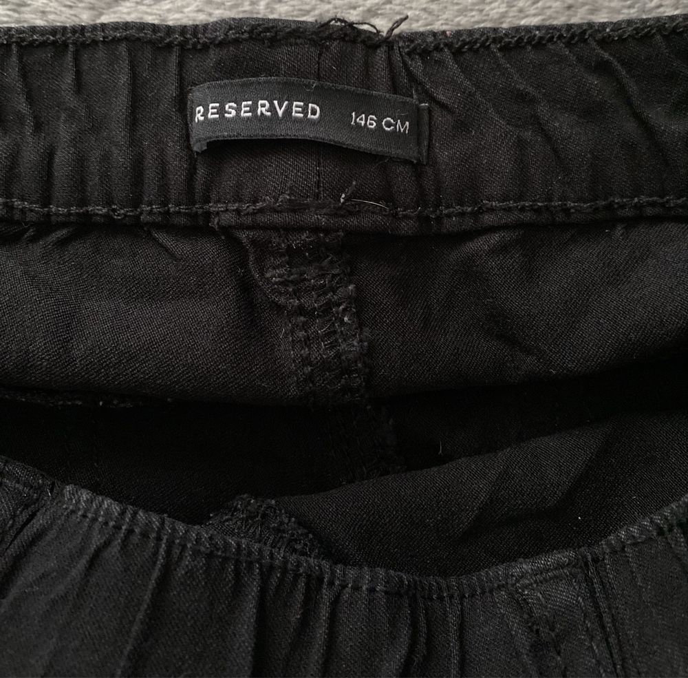 Reserved spodnie r 146