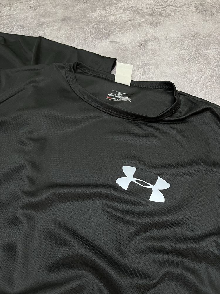 Футболка Under Armour