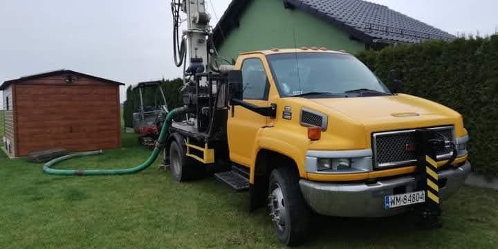 Wiercenie studni, studnia głębinowa, kopanie studni
