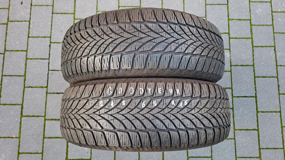 Opony zimowe Goodyear UltraGrip Ice 2 215/65 R16