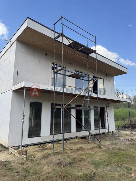 Продаж будинку Басівка + 4 сот. землі