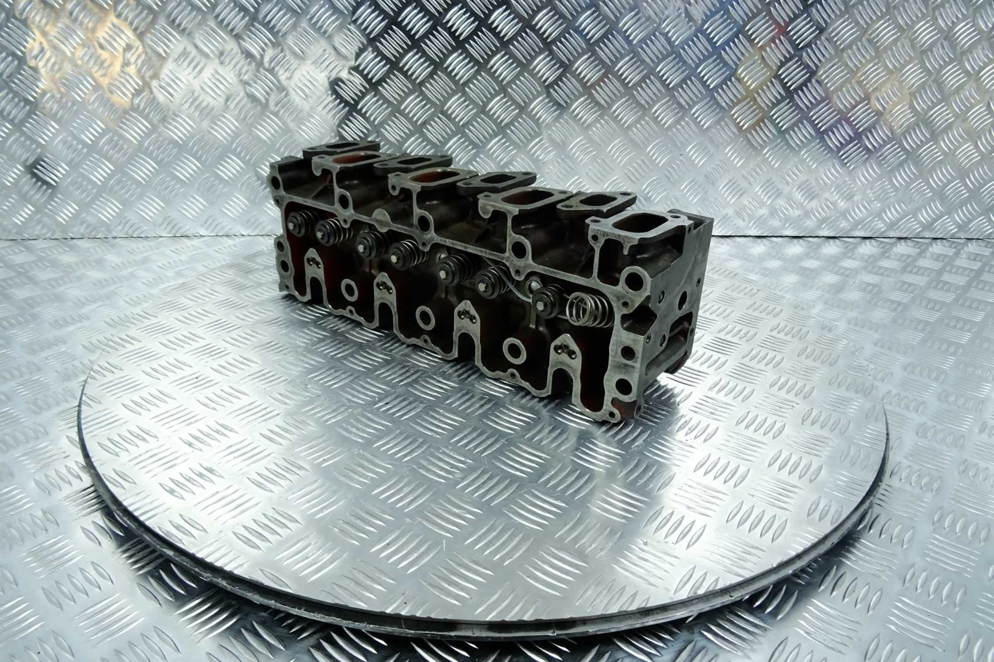 Głowica do silnika Deutz F4L1011. Cylinder head Deutz 1011