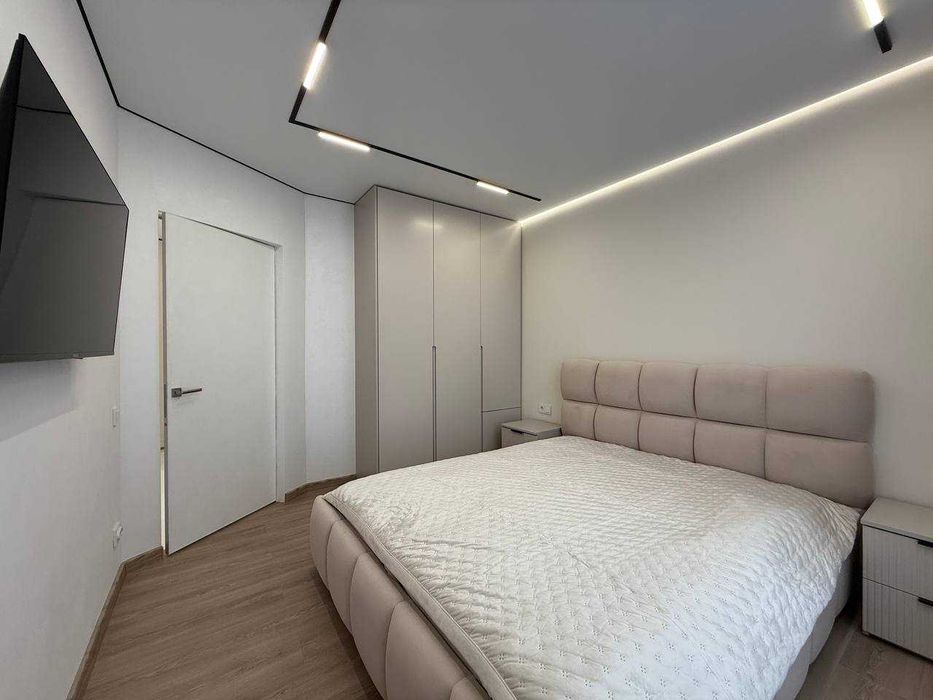 Укомплектована однокімнатна в Центрі