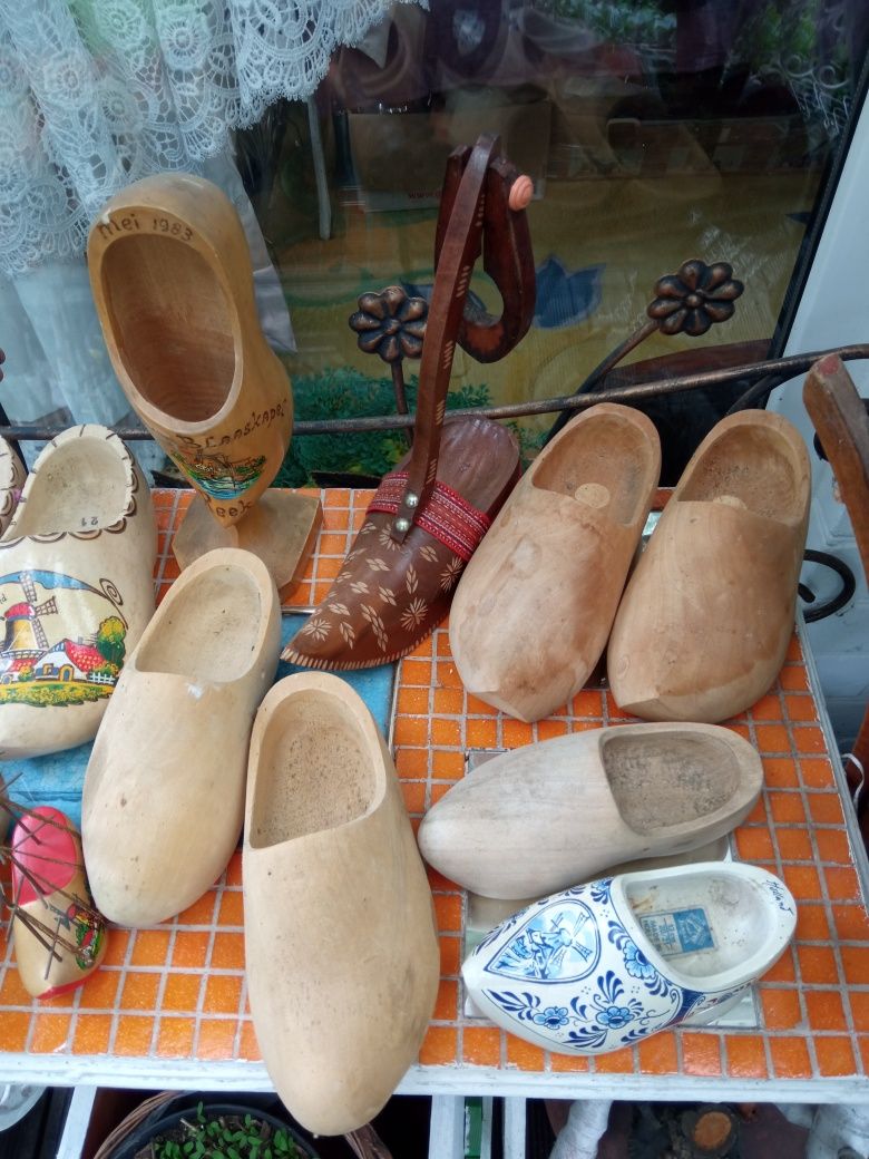 Сувенірні голандські черевички