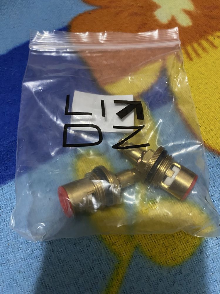 Продам кран-букси (2 штуки) для крану Lidz