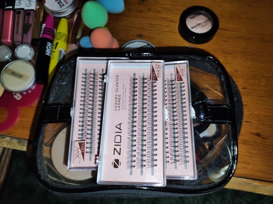 Косметика для професійного макіяжу