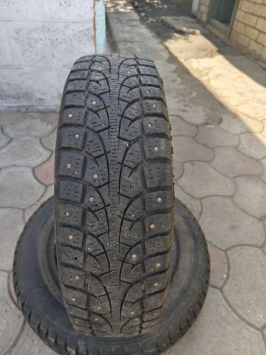 Продам зимнюю резину 155 70 r13