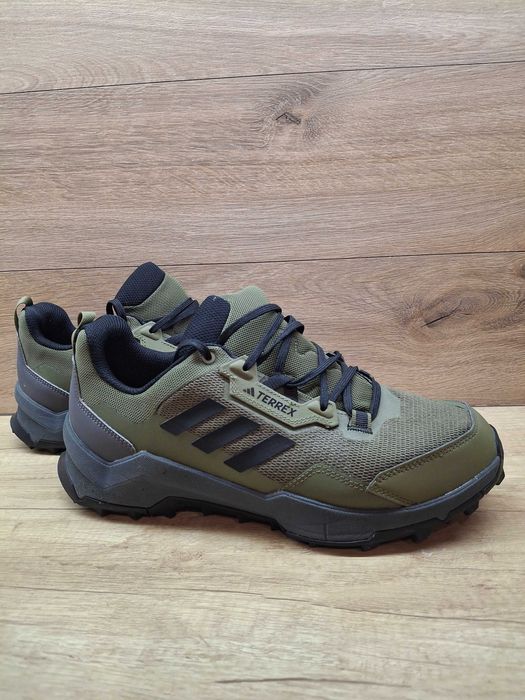Кросівки Adidas TERREX AX4 розмір 43 (9 1/2) маломірять