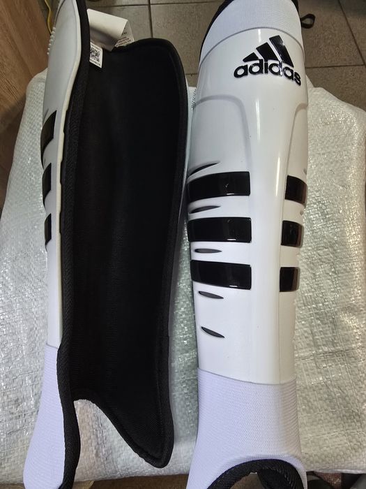 Хокейні щитки Adidas