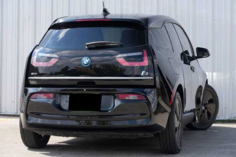 2018    BMW   i3