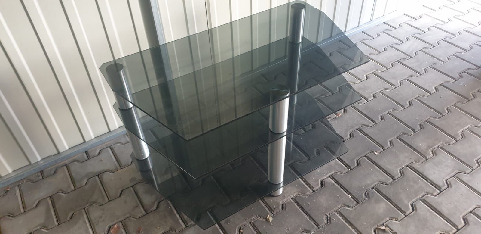 Stół szklany pod telewizor