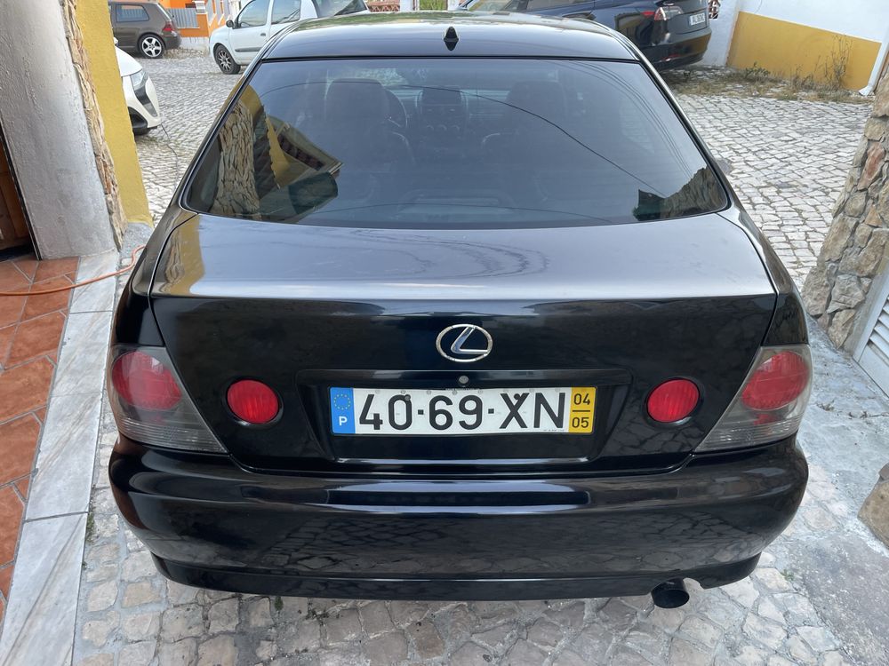 Lexus is200 Ano 2004 Nacional