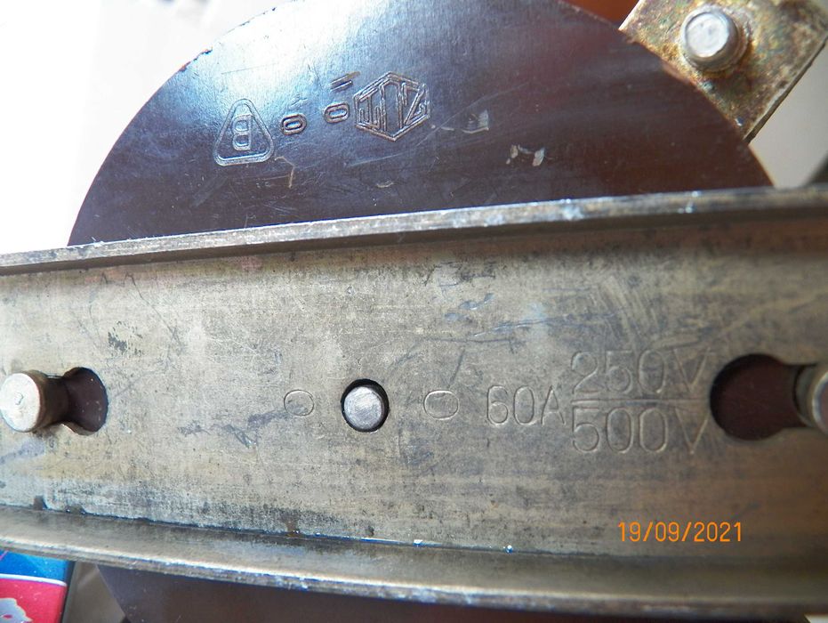 Wyłącznik pakietowy, warstwowy 500V, 60A.