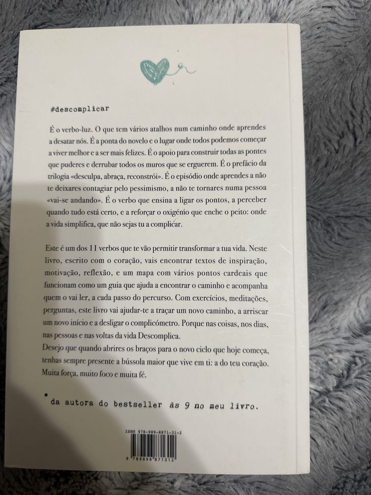 Descomplica - Sofia Castro Fernandes