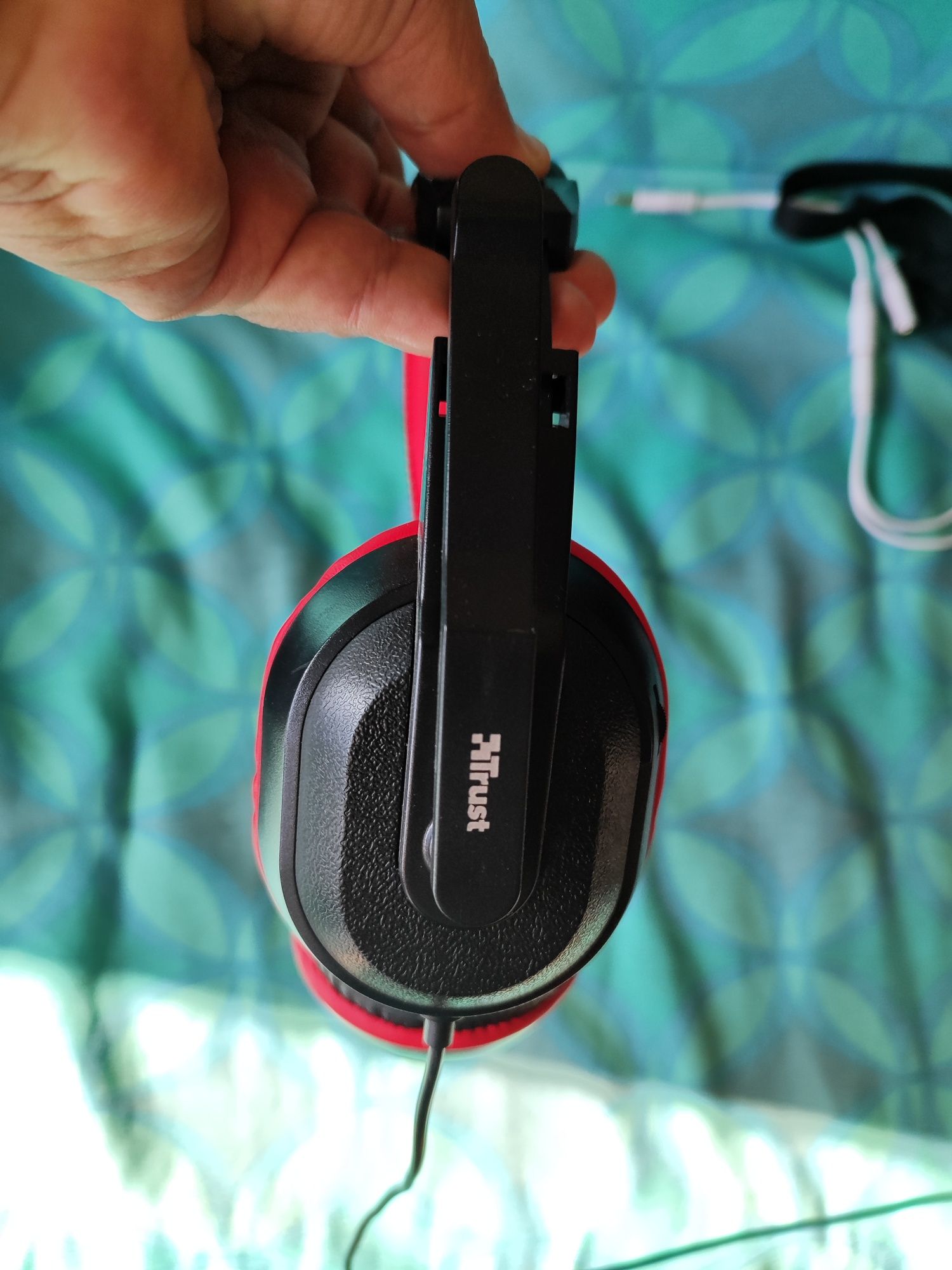 Headphones Trust