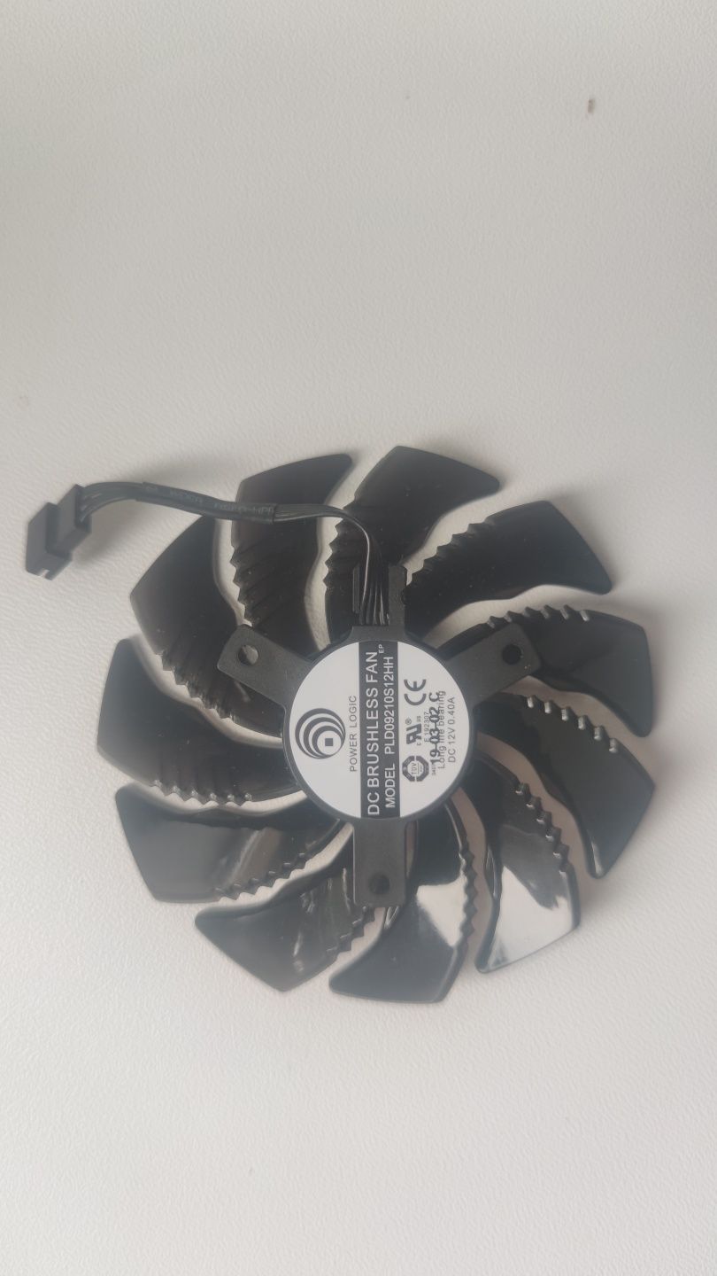 Куллер Gigabyte PLD09210S12HH
