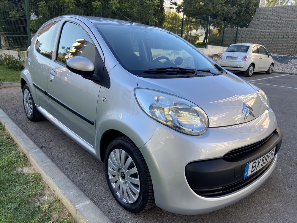C1 • Motor Toyota de Corrente • Multimidia • 134 mil km • AC a gelar