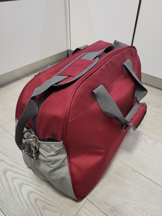 Дорожня сумка TONGSHENG 62x39x25 матеріал нейлон колір бордовий