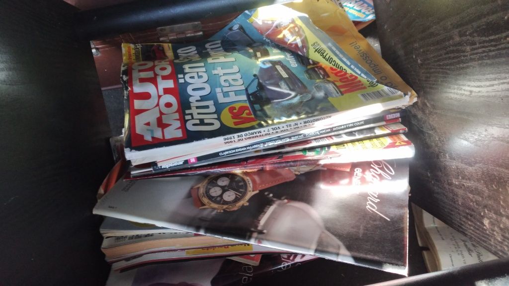 Vendo mais revistas de carros