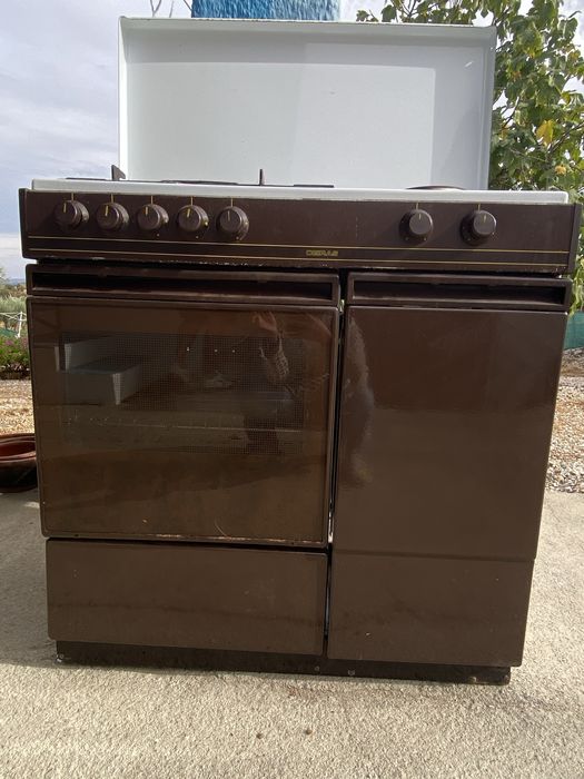 Fogao a gás em bom estado