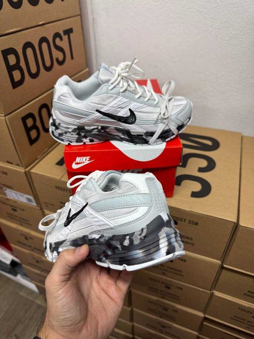 Nike Initiator light grey (38-44 р)