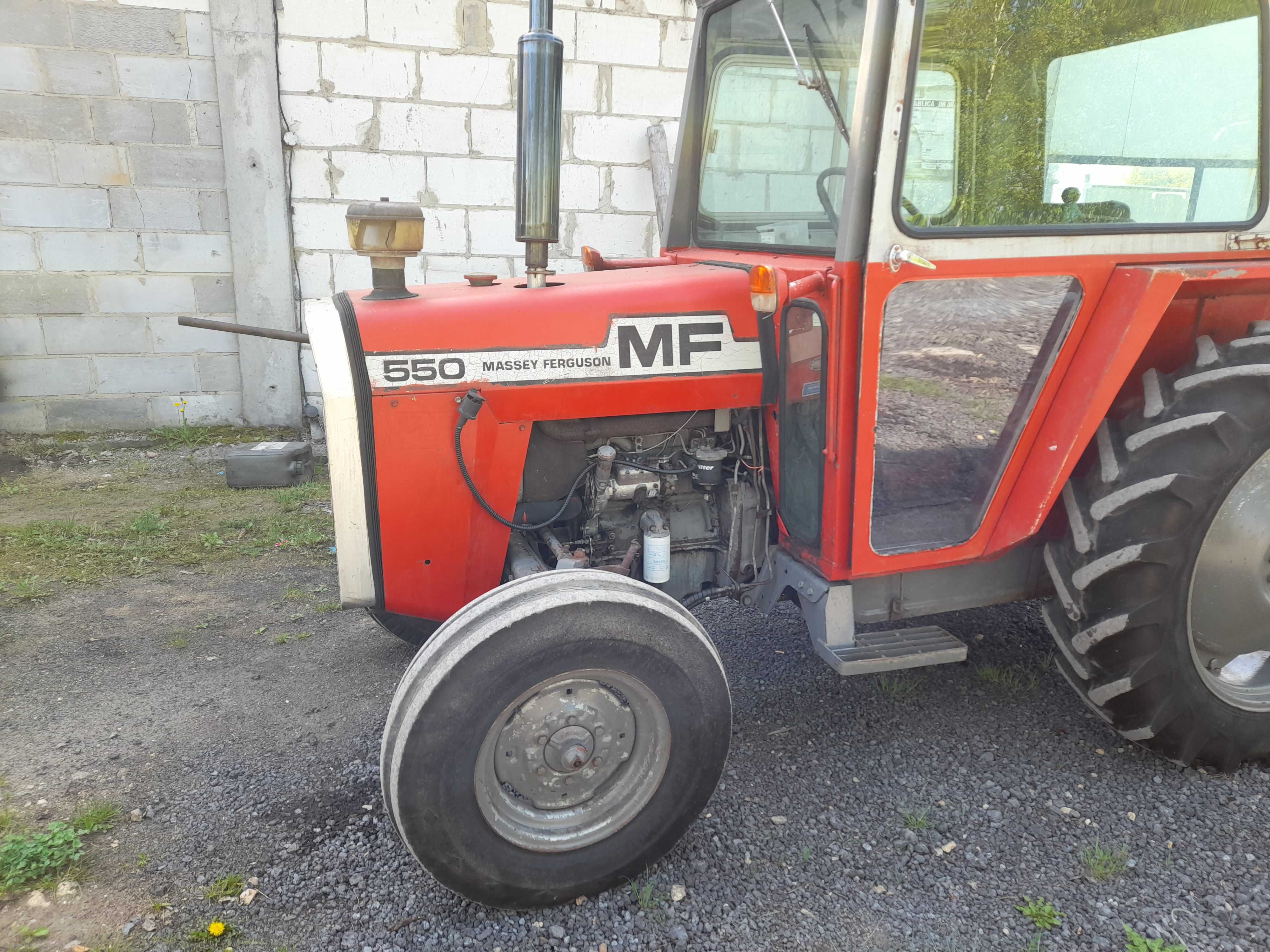 massey ferguson 550 ,255 wspomaganie