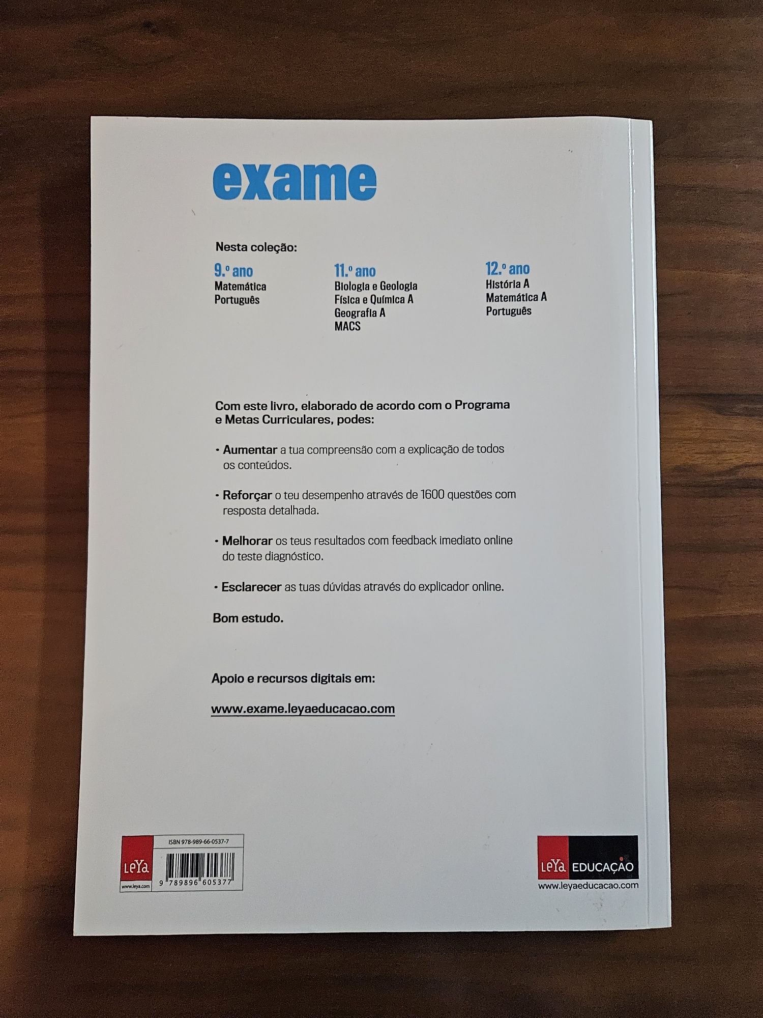 Livro de preparação prova final Matemática 9° ano - Leya Educação