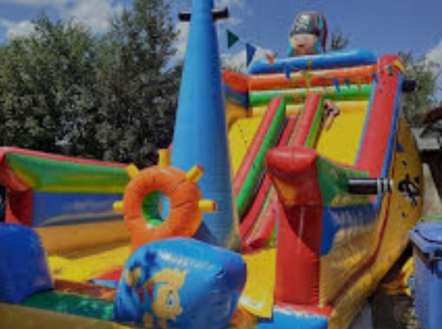 Wynajem dmuchancow/zamki/zjezdzalnie dmuchańce / piana party