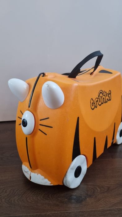 Walizka trunki tygrys