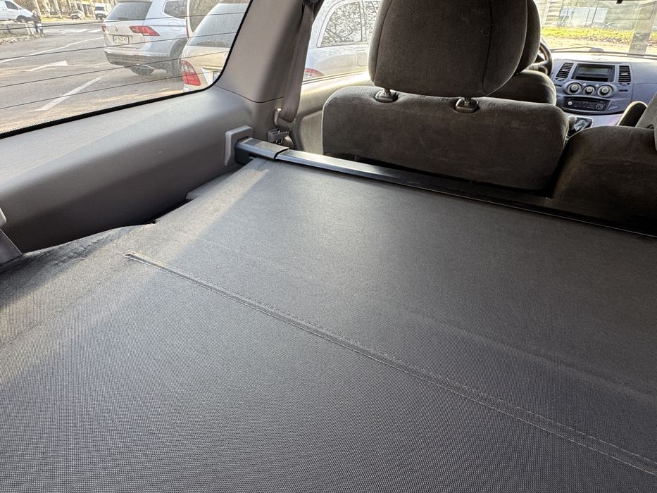 Полка шторка Mitsubishi Grandis