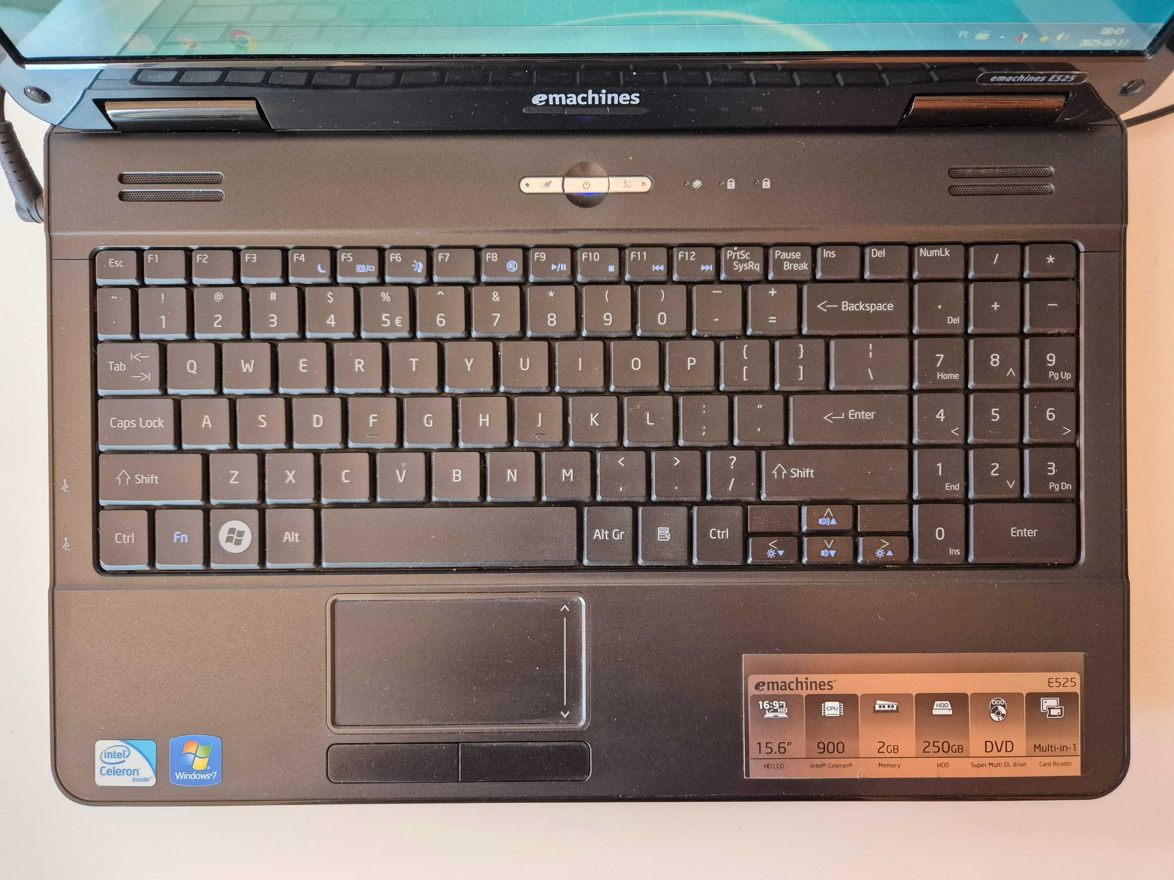 eMachines E525 Win7 RAM 4 GB DDR3 HDD 250 GB laptop Acer