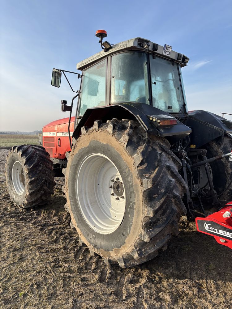 Massey Ferguson 8160