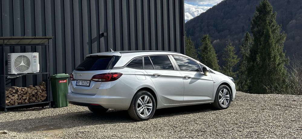 Opel astra k 2016 автомат 1,6 дизель full led
