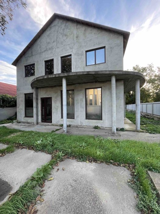 Продам Дом , Здание в центре города