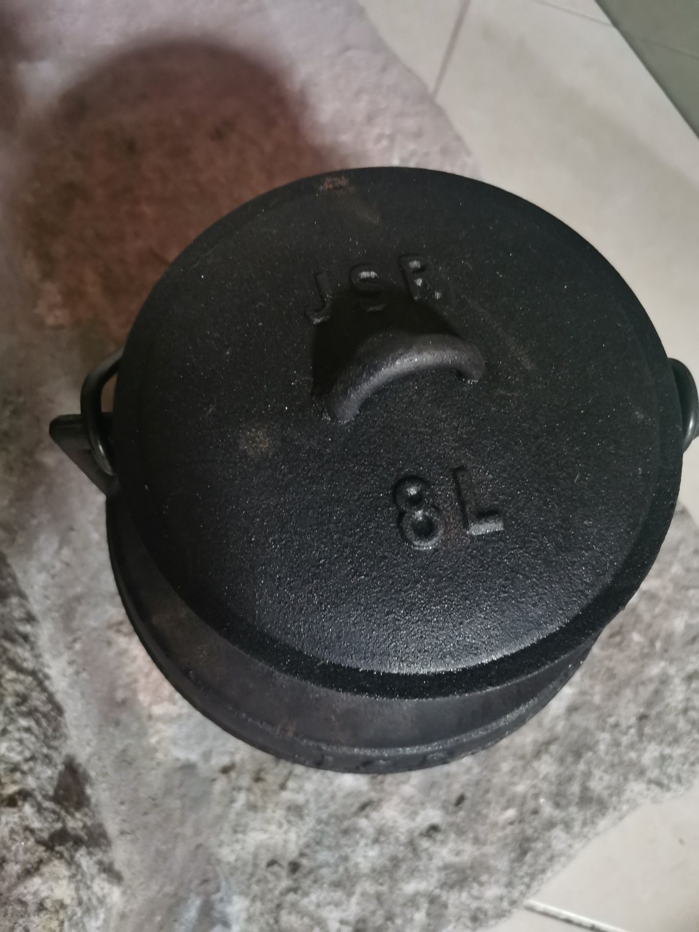 Panela 3 pernas de Ferro Fundido 8L