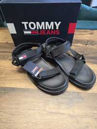 Nowe sandaly męskie Tommy Jeans 46 czarne
Chunky Tech Sandal