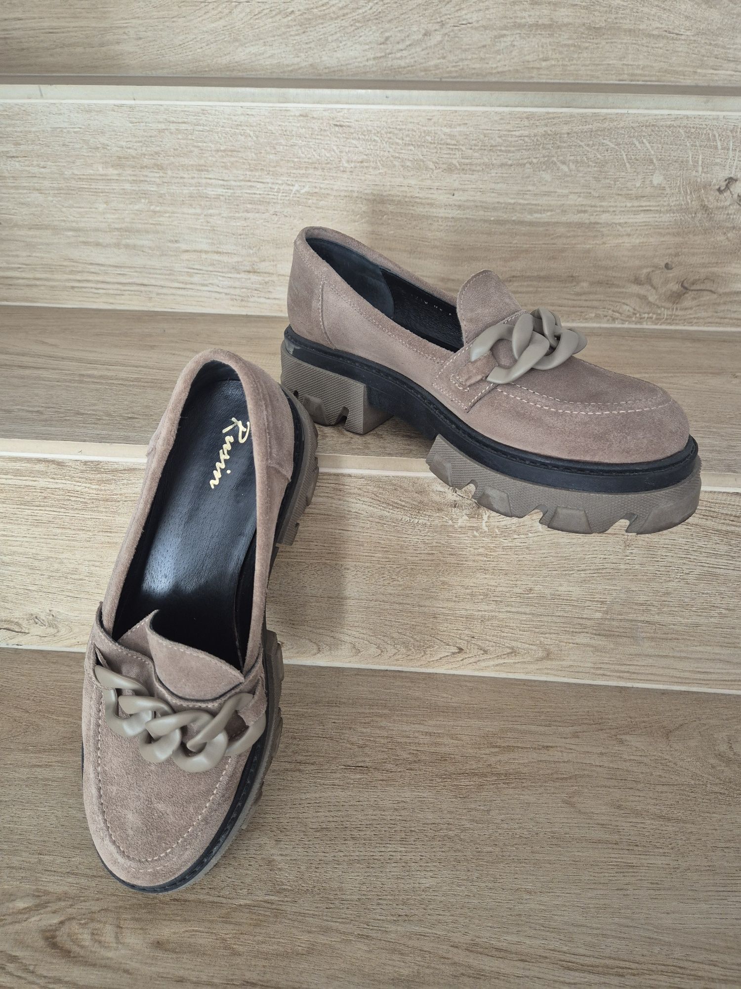 Slip'ony mokasyny na traperowej podeszwie RUSIN ORVIETO taupe/khaki