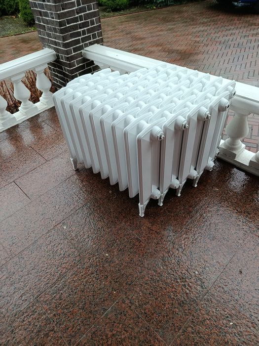 Продам батареї чугун.