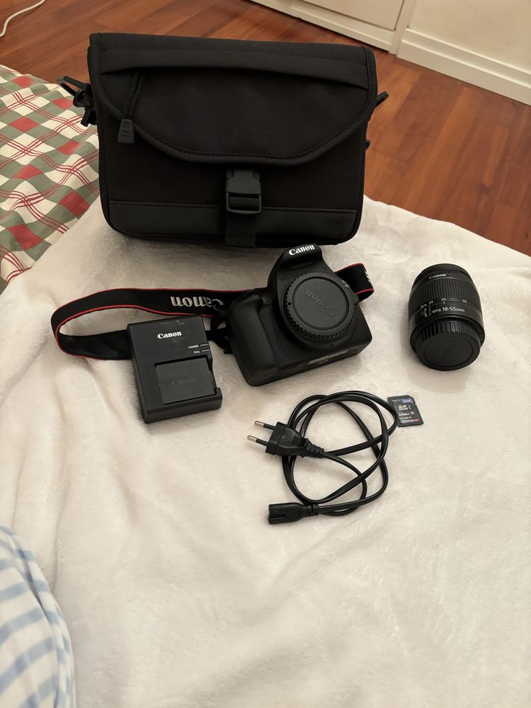 Kit Camara Canon 2000d