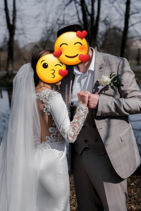 Весільна сукня біла