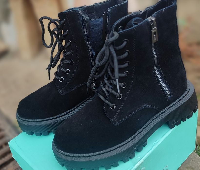 НОВІ зимові шкіряні черевики 37р