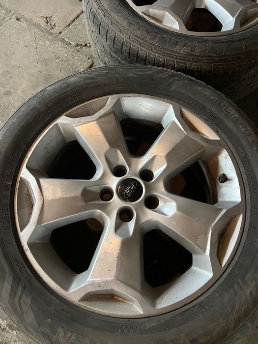 Продам диски з резиною до автомобіля Форд . 235\55R18